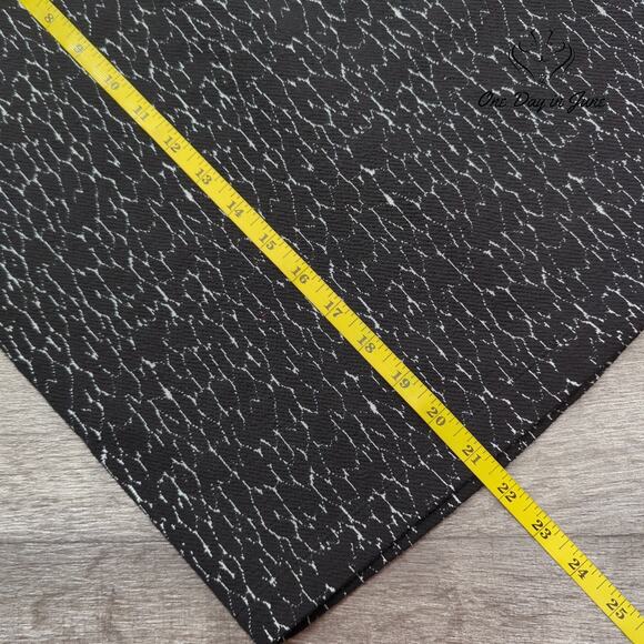 Liz Claiborne Career Petite Pull On Skirt Size PS - Picture 4 of 5